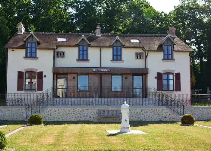 Hotel Cite Pontavice Du Haras National Du Pin Le Pin-au-Haras